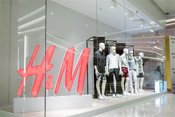 近日，瑞典快時尚品牌H&M及同名家居品牌H&M HOME宣布入駐Tmall.com天貓，成為四大快時尚品牌中最后一個加入天貓的品牌。